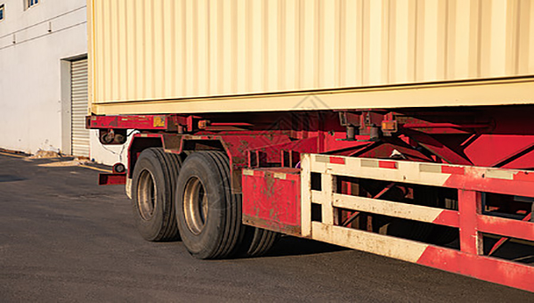 Analysis of The Spoke Shape of Commercial Vehicle Wheels