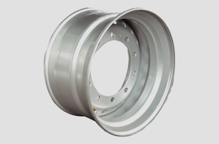 Agricultural tractor wheel with rim size 11.75×22.5