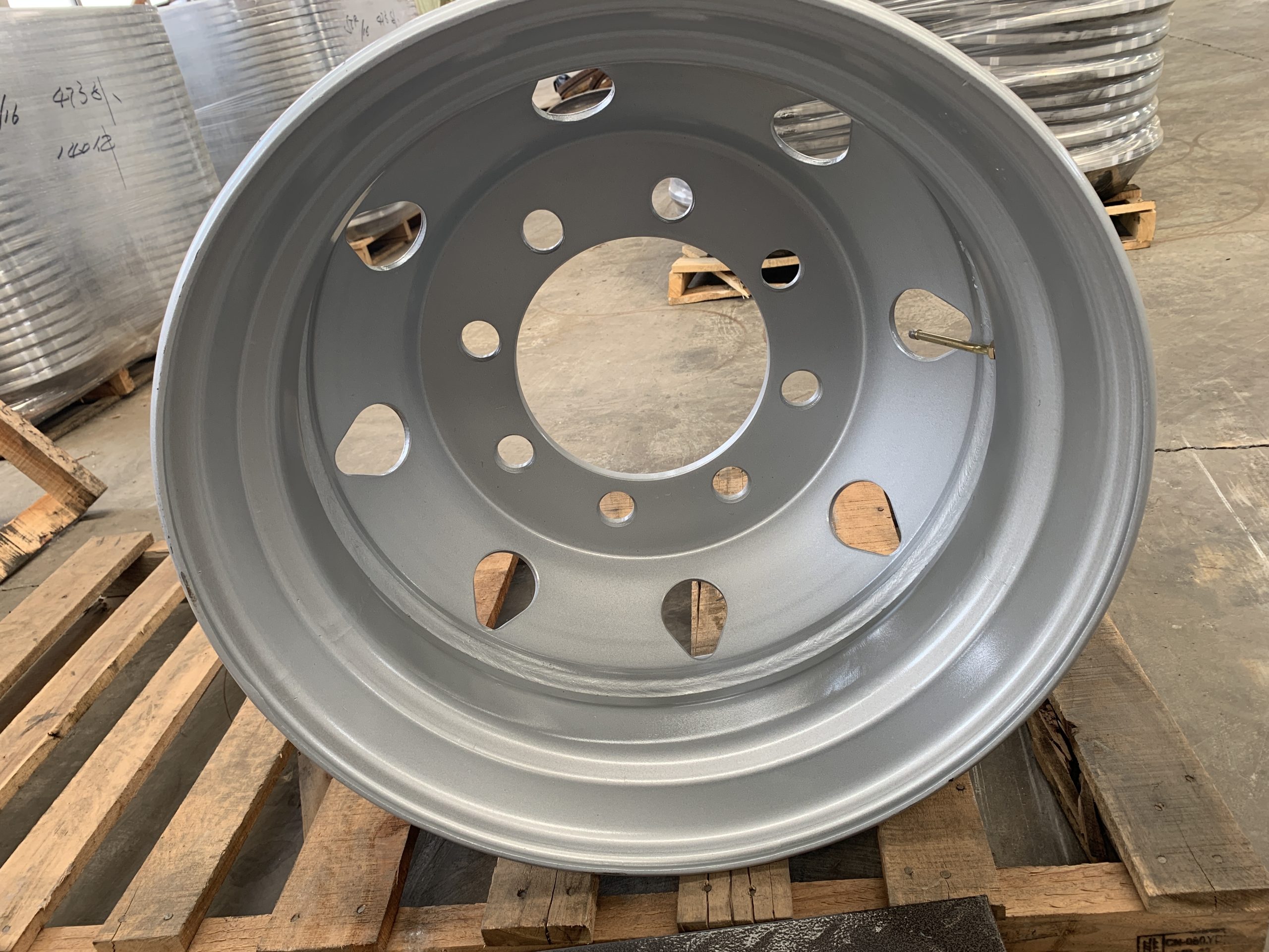19.5x7.5 tubeless steel wheel 19.5x7.5 tubeless steel wheel