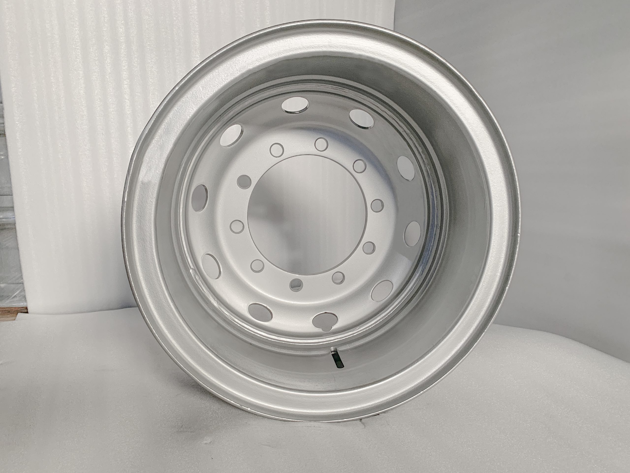 Tube Steel Wheel Rim 8.5-24 Matched Tire 1200-24