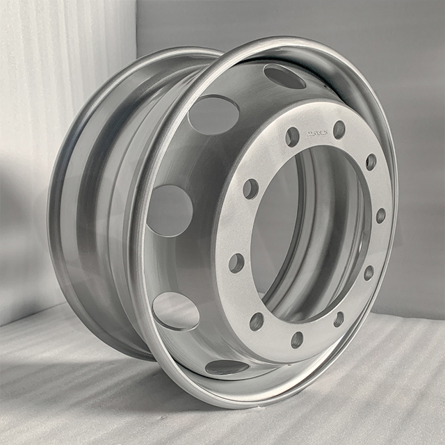 22.5 Inch Bus Steel Rims 8.25×22.5 Steel Truck Wheels for 11r22.5 Tires 8.25*22.5 Truck Rims