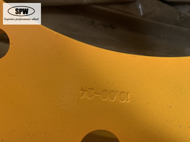 Hot Sale Wheel Rim for 10.00-24 Truck Customized Excellent Quality Rim Steel Forged Wheel
